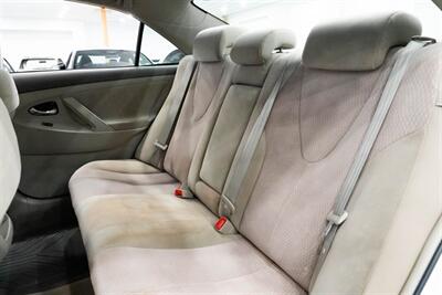 2011 Toyota Camry LE   - Photo 18 - Gladstone, OR 97027