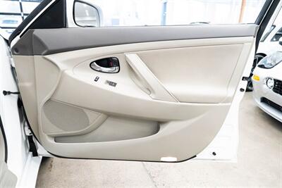 2011 Toyota Camry LE   - Photo 21 - Gladstone, OR 97027