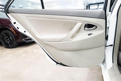 2011 Toyota Camry LE   - Photo 17 - Gladstone, OR 97027