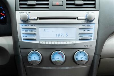 2011 Toyota Camry LE   - Photo 12 - Gladstone, OR 97027