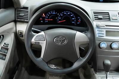 2011 Toyota Camry LE   - Photo 11 - Gladstone, OR 97027