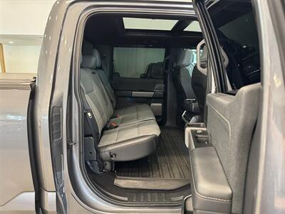 2024 Ford F-150 Lightning Lariat   - Photo 10 - Gladstone, OR 97027