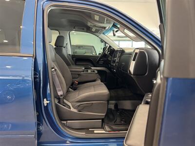 2016 Chevrolet Silverado 1500 LT   - Photo 9 - Gladstone, OR 97027