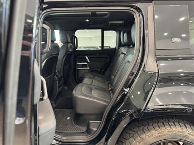 2022 Land Rover Defender 110 X-Dynamic SE   - Photo 12 - Gladstone, OR 97027