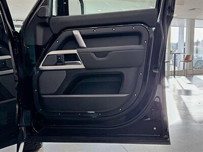 2022 Land Rover Defender X-Dynamic SE   - Photo 14 - Gladstone, OR 97027