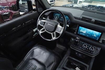 2022 Land Rover Defender X-Dynamic SE   - Photo 10 - Gladstone, OR 97027