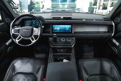 2022 Land Rover Defender X-Dynamic SE   - Photo 9 - Gladstone, OR 97027