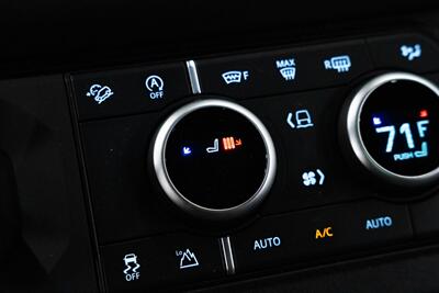 2022 Land Rover Defender X-Dynamic SE   - Photo 15 - Gladstone, OR 97027