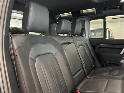 2022 Land Rover Defender 110 X-Dynamic SE   - Photo 18 - Gladstone, OR 97027