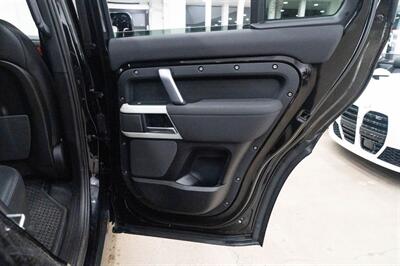 2022 Land Rover Defender X-Dynamic SE   - Photo 23 - Gladstone, OR 97027