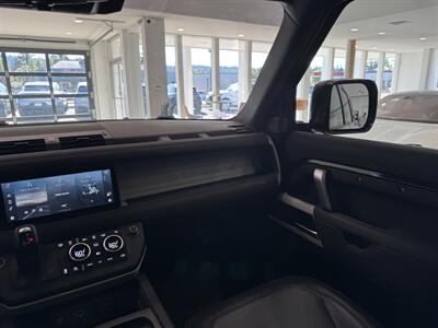 2022 Land Rover Defender 110 X-Dynamic SE   - Photo 20 - Gladstone, OR 97027
