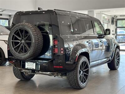 2022 Land Rover Defender 110 X-Dynamic SE   - Photo 6 - Gladstone, OR 97027
