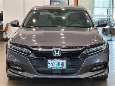 2018 Honda Accord Touring   - Photo 2 - Gladstone, OR 97027