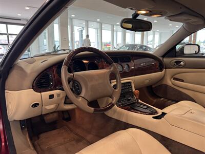 1997 Jaguar XK8   - Photo 7 - Gladstone, OR 97027
