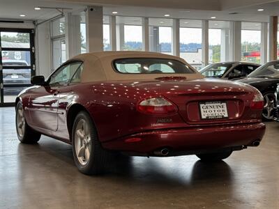 1997 Jaguar XK8   - Photo 4 - Gladstone, OR 97027