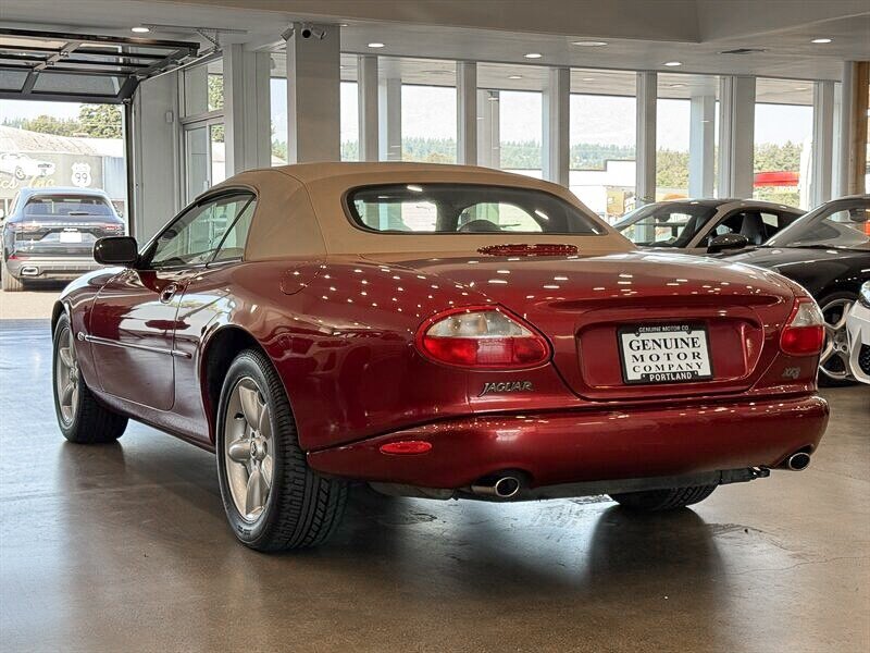 1997 Jaguar XK 8 photo 3