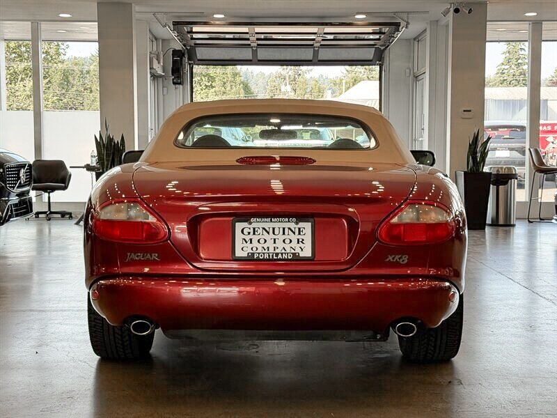 1997 Jaguar XK 8 photo 4