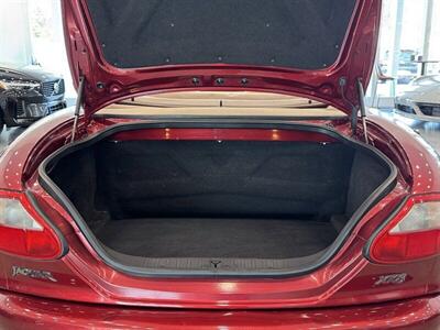 1997 Jaguar XK8   - Photo 39 - Gladstone, OR 97027