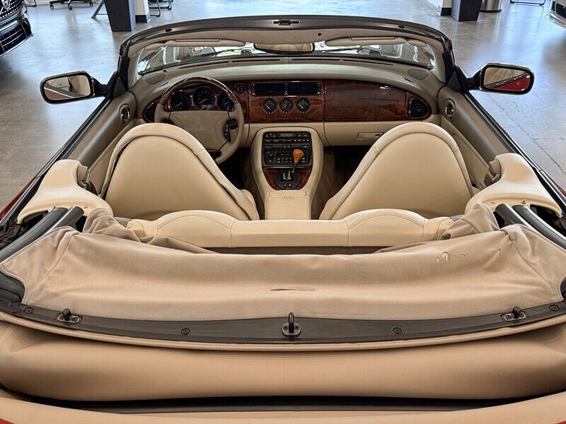1997 Jaguar XK 8 photo 13