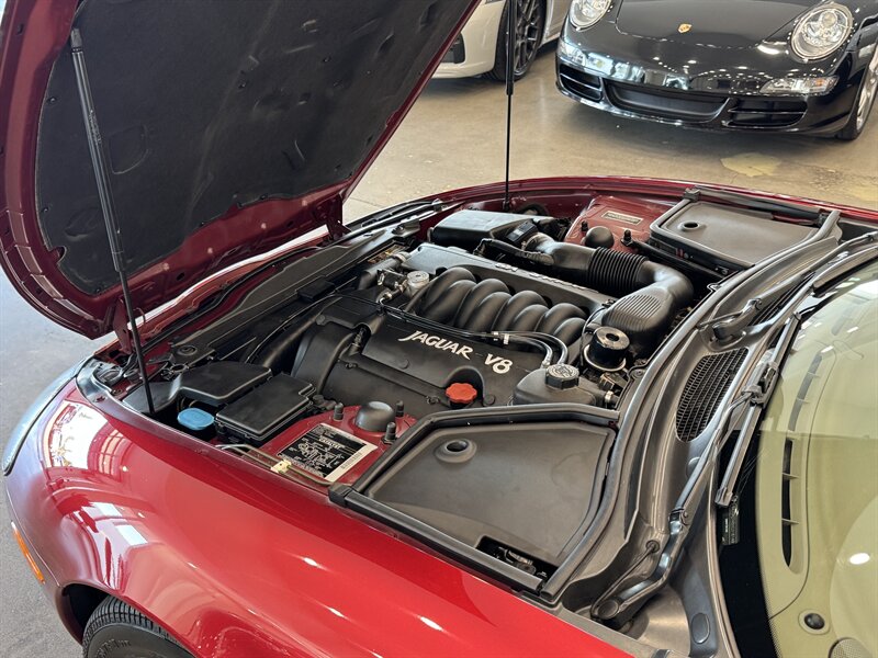 1997 Jaguar XK 8 photo 42