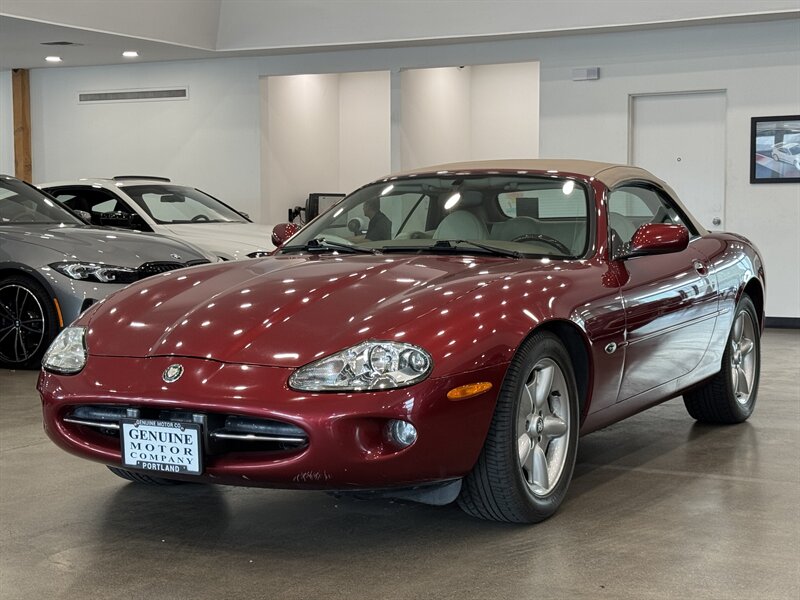 1997 Jaguar XK8 - Photo 1 - Gladstone, OR 97027