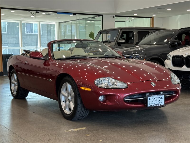 1997 Jaguar XK 8 photo 8