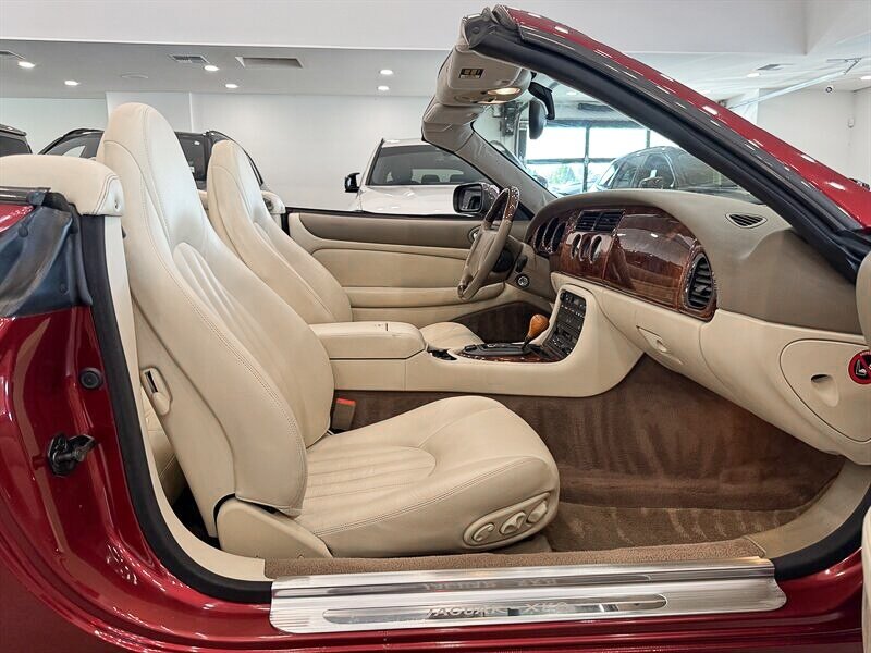 1997 Jaguar XK 8 photo 14