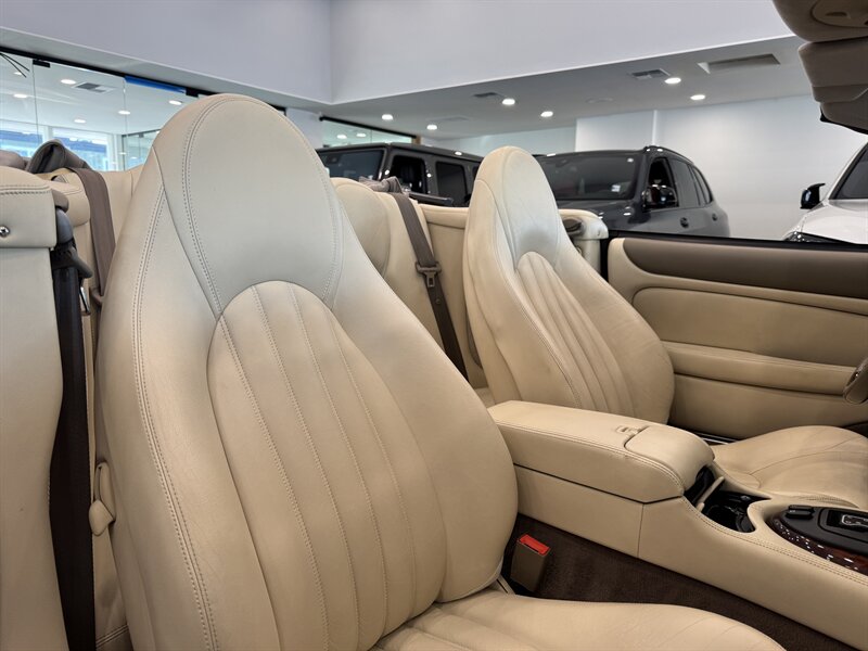 1997 Jaguar XK 8 photo 23