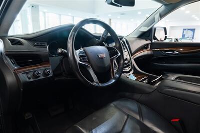 2020 Cadillac Escalade Luxury   - Photo 7 - Gladstone, OR 97027