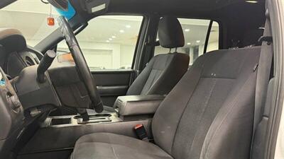 2017 Ford Expedition XL   - Photo 4 - Gladstone, OR 97027