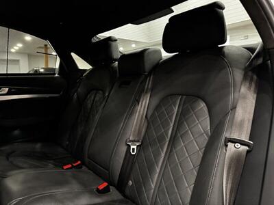 2014 Audi S8 4.0T quattro   - Photo 11 - Gladstone, OR 97027