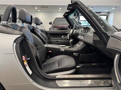 2000 BMW Z8   - Photo 15 - Gladstone, OR 97027