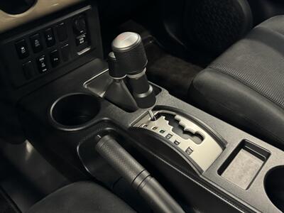 2012 Toyota FJ Cruiser 4X4   - Photo 35 - Gladstone, OR 97027