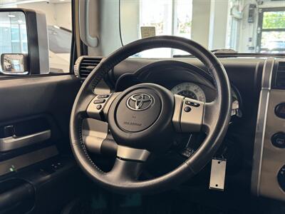 2012 Toyota FJ Cruiser 4X4   - Photo 29 - Gladstone, OR 97027