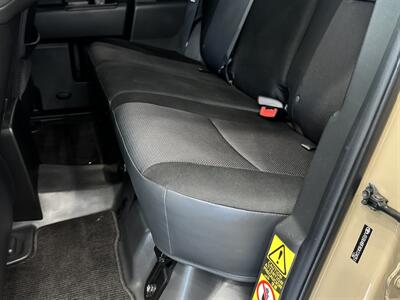 2012 Toyota FJ Cruiser 4X4   - Photo 19 - Gladstone, OR 97027