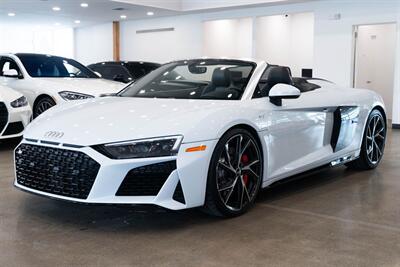 2022 Audi R8 V10 Performance Spyder RWD Premium Package Diamond Convertible