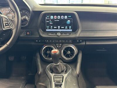 2017 Chevrolet Camaro SS 2SS   - Photo 25 - Gladstone, OR 97027