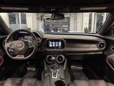 2017 Chevrolet Camaro SS 2SS   - Photo 8 - Gladstone, OR 97027