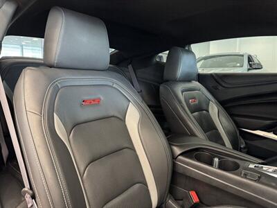 2017 Chevrolet Camaro SS 2SS   - Photo 12 - Gladstone, OR 97027