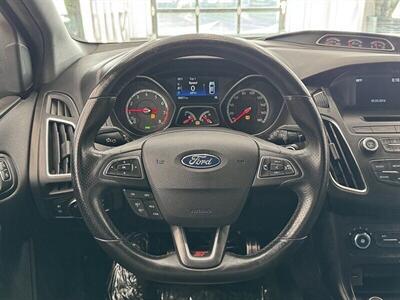 2017 Ford Focus ST   - Photo 29 - Gladstone, OR 97027