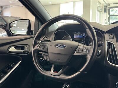 2017 Ford Focus ST   - Photo 28 - Gladstone, OR 97027