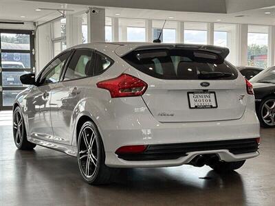 2017 Ford Focus ST   - Photo 4 - Gladstone, OR 97027