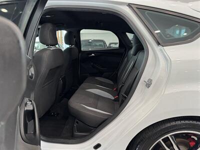 2017 Ford Focus ST   - Photo 12 - Gladstone, OR 97027