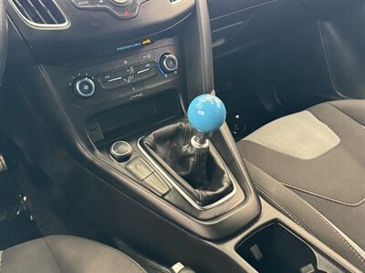 2017 Ford Focus ST   - Photo 34 - Gladstone, OR 97027