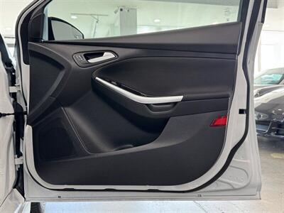 2017 Ford Focus ST   - Photo 14 - Gladstone, OR 97027