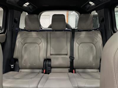 2022 Land Rover Defender 110 XS Edition   - Photo 11 - Gladstone, OR 97027