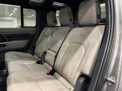 2022 Land Rover Defender 110 XS Edition   - Photo 17 - Gladstone, OR 97027