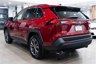 2023 Toyota RAV4 Hybrid XLE Premium 1 Owner - Photo 6 - Gladstone, OR 97027