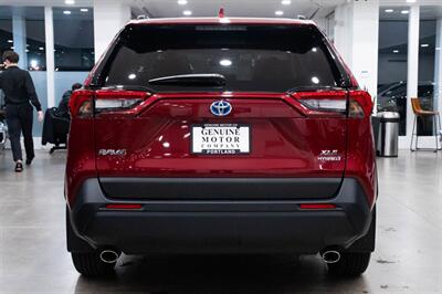 2023 Toyota RAV4 Hybrid XLE Premium 1 Owner   - Photo 5 - Gladstone, OR 97027