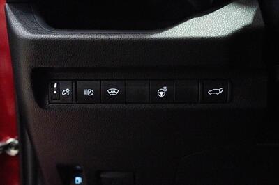 2023 Toyota RAV4 Hybrid XLE Premium 1 Owner   - Photo 17 - Gladstone, OR 97027